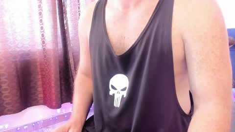 Snapshot of mitchbukanan chatting on 1, 4, 2026 mitchbukanan online show from 1, 4, 2026