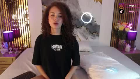 Mtica Brennet online show from 21, 4, 2026