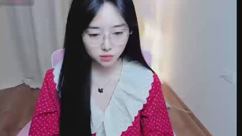 miu online show from 18, 12, 2025