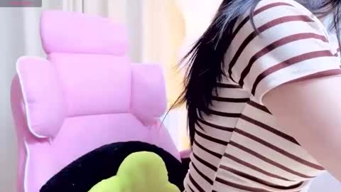 miu_999 online show from 6, 5, 2026
