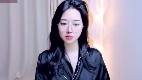 miu_999 online show from 8, 5, 2026