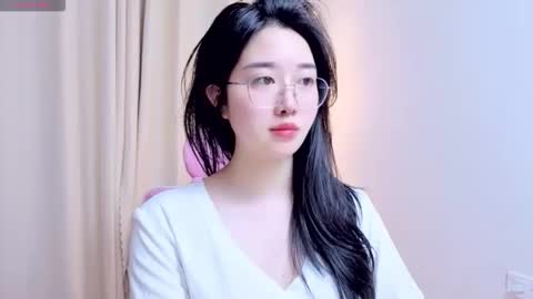 miu_999 online show from 11, 5, 2026
