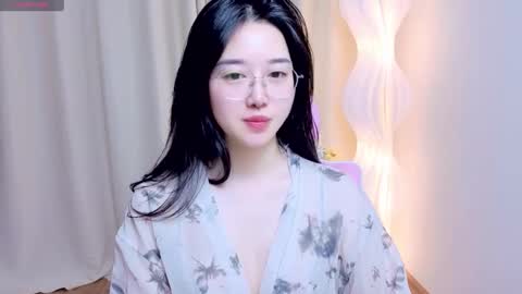 miu_999 online show from 14, 5, 2026