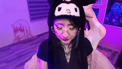 Snapshot of miwaviolet chatting on 21, 7, 2026 Miwa Violet online show from 21, 7, 2026