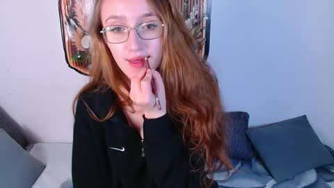 Snapshot of miya_here chatting on 23, 4, 2026 Miya online show from 23, 4, 2026