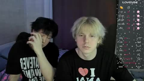 MeowMiku online show from 4, 12, 2025