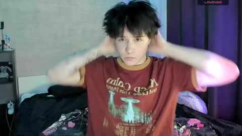 MeowMiku online show from 17, 12, 2025