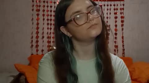 Milana online show from 13, 2, 2026