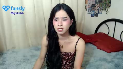 Miyakabebe online show from 13, 11, 2025