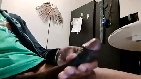 Snapshot of mizerze chatting on 25, 1, 2025 mizerze online show from 25, 1, 2025