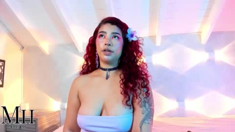 Snapshot of mizzhell_ chatting on 29, 9, 2025 mizzhell_ online show from 29, 9, 2025