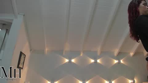 Snapshot of mizzhell_ chatting on 20, 10, 2025 mizzhell_ online show from 20, 10, 2025