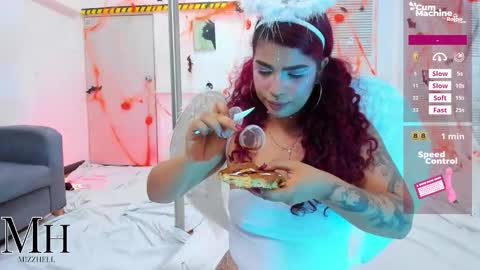 Snapshot of mizzhell_ chatting on 31, 10, 2025 mizzhell_ online show from 31, 10, 2025