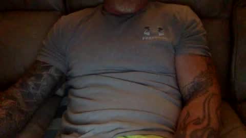 Snapshot of mjg175 chatting on 25, 12, 2024 SexyRed online show from 25, 12, 2024