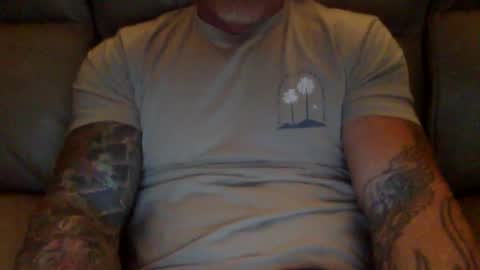Snapshot of mjg175 chatting on 1, 1, 2025 SexyRed online show from 1, 1, 2025