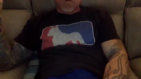 Snapshot of mjg175 chatting on 3, 1, 2025 SexyRed online show from 3, 1, 2025
