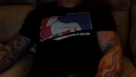 Snapshot of mjg175 chatting on 11, 1, 2025 SexyRed online show from 11, 1, 2025