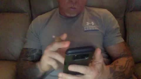 Snapshot of mjg175 chatting on 15, 1, 2025 SexyRed online show from 15, 1, 2025