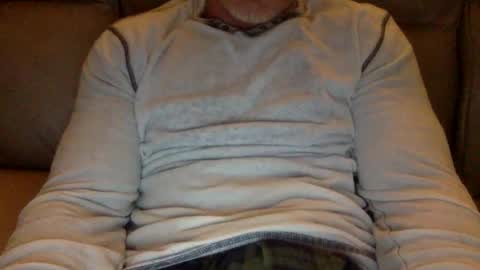 Snapshot of mjg175 chatting on 24, 1, 2025 SexyRed online show from 24, 1, 2025