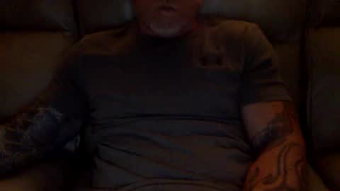 Snapshot of mjg175 chatting on 31, 1, 2025 SexyRed online show from 31, 1, 2025