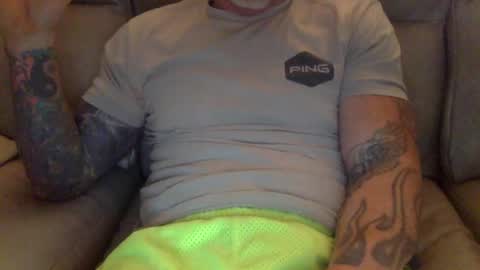 Snapshot of mjg175 chatting on 9, 2, 2025 SexyRed online show from 9, 2, 2025