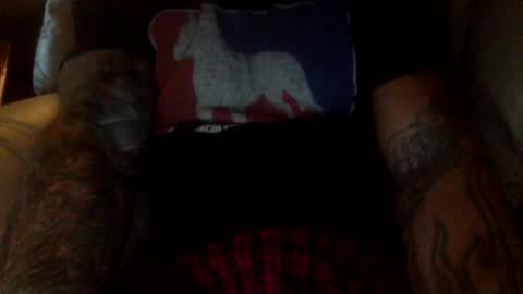 Snapshot of mjg175 chatting on 10, 10, 2025 SexyRed online show from 10, 10, 2025