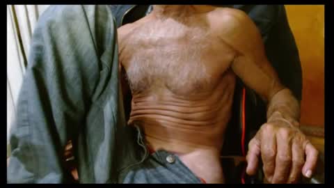 Snapshot of mjmadurengue chatting on 26, 11, 2025 Mario jose online show from 26, 11, 2025