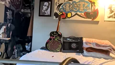 Snapshot of mjmckenz55 chatting on 2, 4, 2026 Daddy720 online show from 2, 4, 2026