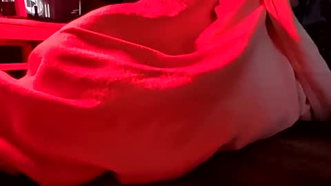Snapshot of mjmckenz55 chatting on 23, 4, 2026 Daddy720 online show from 23, 4, 2026