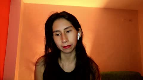 Snapshot of mli739709 chatting on 6, 12, 2024 MoonLipson online show from 6, 12, 2024