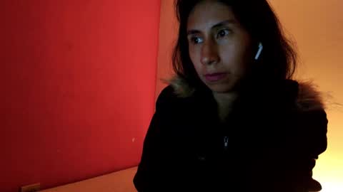 Snapshot of mli739709 chatting on 6, 2, 2025 MoonLipson online show from 6, 2, 2025