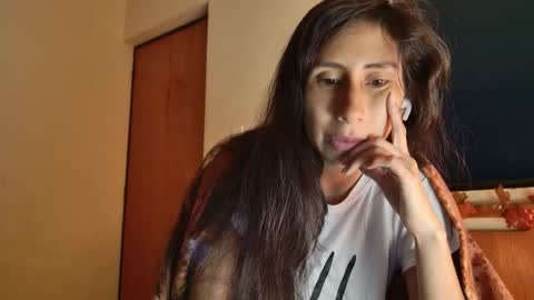 MoonLipson online show from 15, 10, 2025