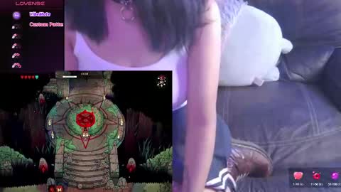 Snapshot of mmmmdarling chatting on 5, 10, 2025 minaDarling online show from 5, 10, 2025