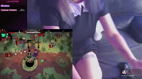 Snapshot of mmmmdarling chatting on 18, 10, 2025 minaDarling online show from 18, 10, 2025