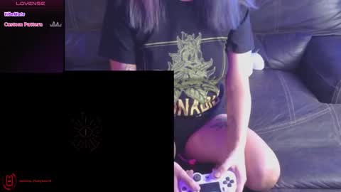 Snapshot of mmmmdarling chatting on 20, 10, 2025 minaDarling online show from 20, 10, 2025