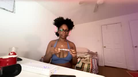 Mocha  BDAY JAN 13  online show from 15, 5, 2026