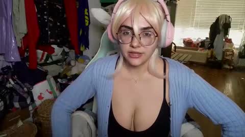 The Mochi Rainbow Variety Show online show from 8, 1, 2025