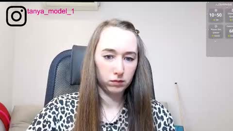 Snapshot of model_10 chatting on 7, 1, 2026 Tatiana online show from 7, 1, 2026