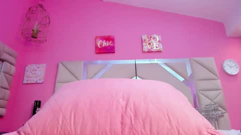 Sophia  online show from 20, 2, 2026