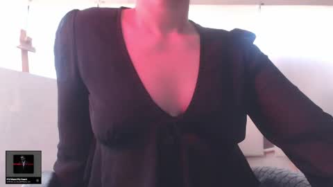 Snapshot of modjo_ chatting on 9, 4, 2026 Modjo online show from 9, 4, 2026