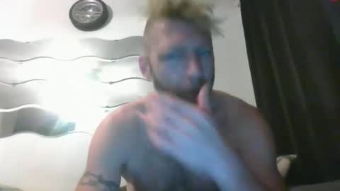 mohawklittle online show from 14, 5, 2026