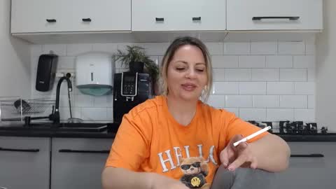 erika online show from 4, 12, 2024