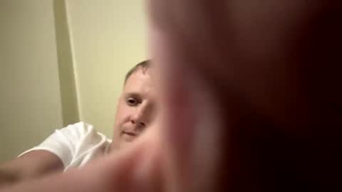 Snapshot of mojozz chatting on 6, 3, 2025 LookinForFun online show from 6, 3, 2025