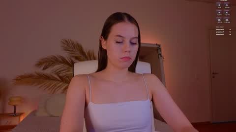 Molly online show from 11, 12, 2024