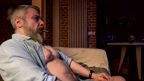 molitsrymale69 online show from 23, 11, 2025