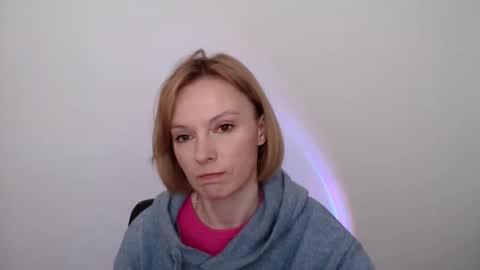 mollilove online show from 13, 5, 2026