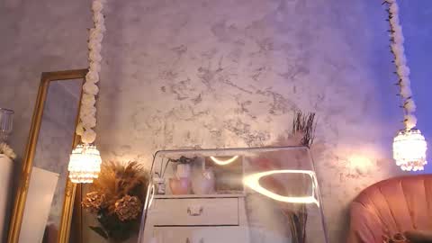 Moly online show from 3, 10, 2025