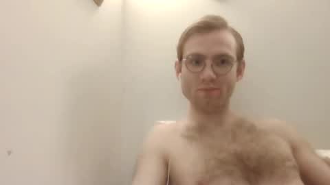 Snapshot of molliter chatting on 5, 1, 2025 molliter online show from 5, 1, 2025