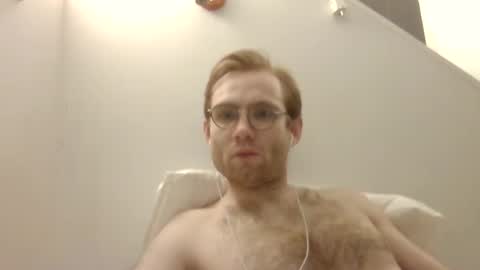 Snapshot of molliter chatting on 8, 1, 2025 molliter online show from 8, 1, 2025