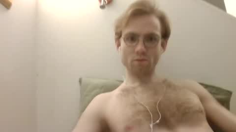 Snapshot of molliter chatting on 3, 2, 2025 molliter online show from 3, 2, 2025